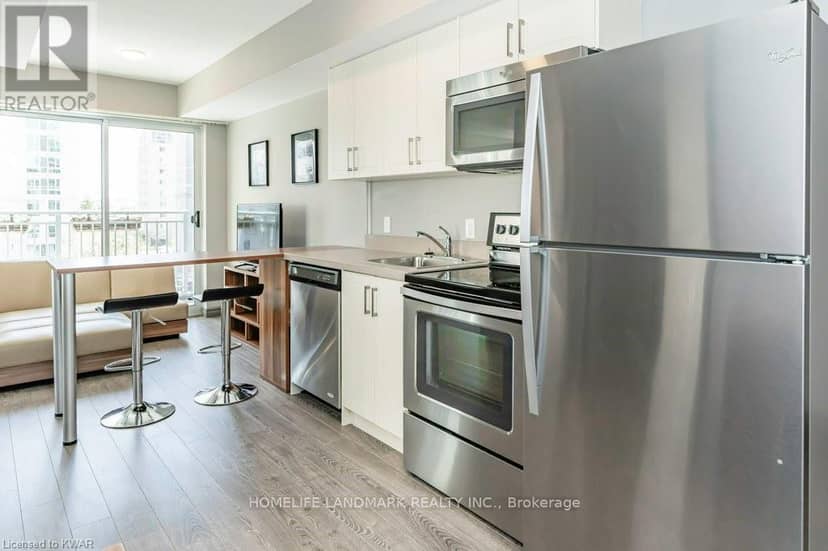 312 - 321 Spruce Street — photo 11 of 31