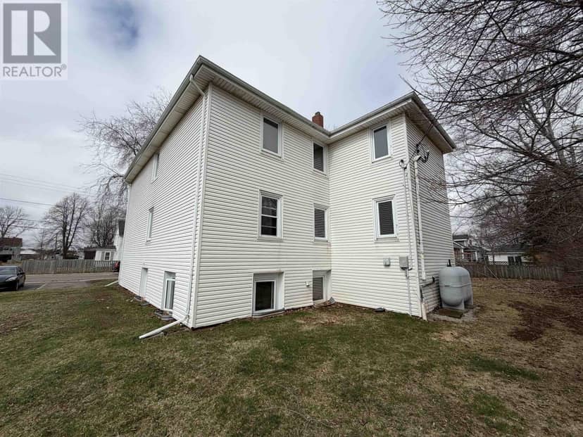116 Walthen Drive — photo 5 of 5