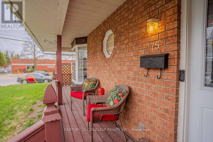 75 Craig Street — photo 2 of 40