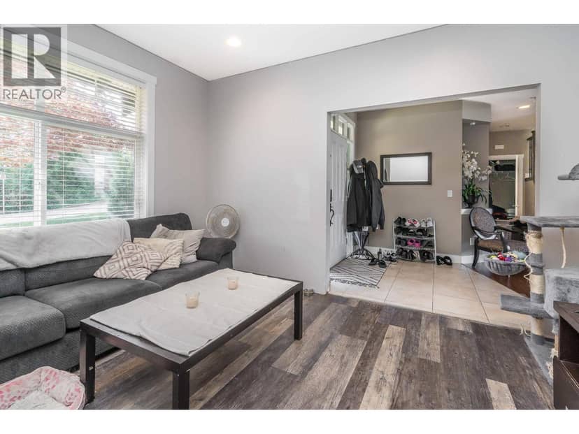 22843 136A AVENUE, Maple Ridge, photo 3