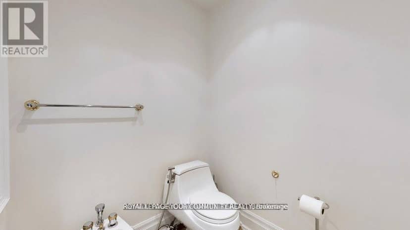 43 Denham Drive — photo 18 of 39