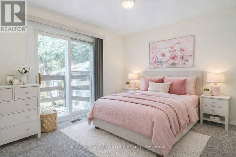 15 Epsom Downs Drive — photo 13 of 32