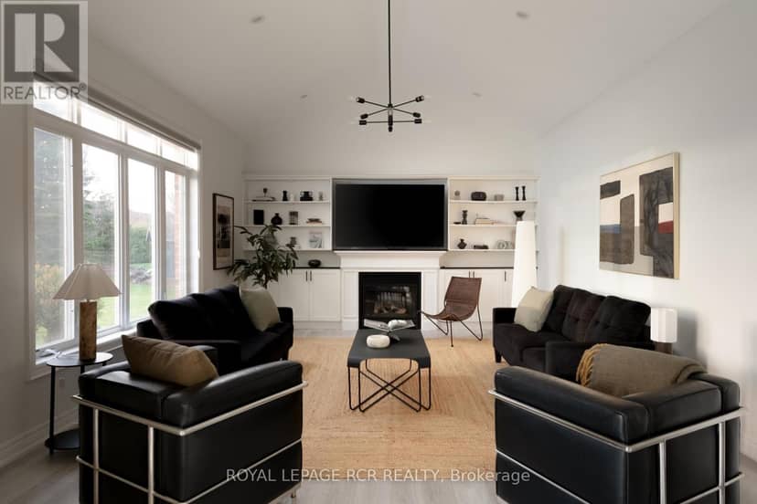 18 Leenders Lane — photo 15 of 40