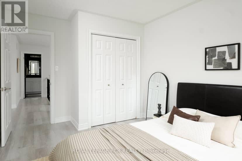 18 Leenders Lane — photo 32 of 40