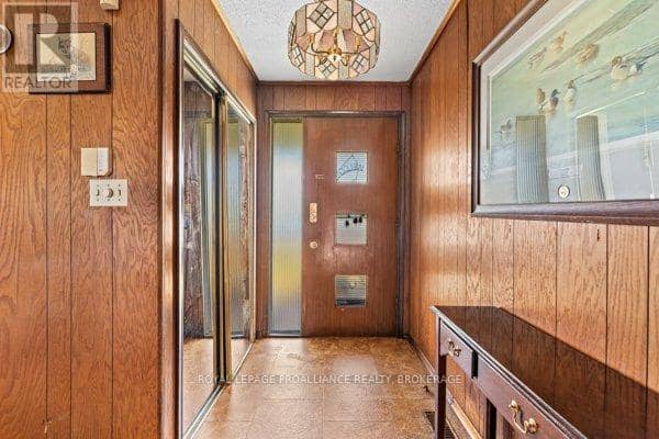 631 Highway 96, Frontenac Islands, photo 8