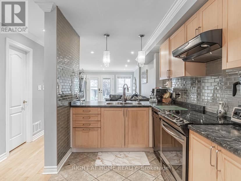 45 Rutland Street — photo 10 of 33