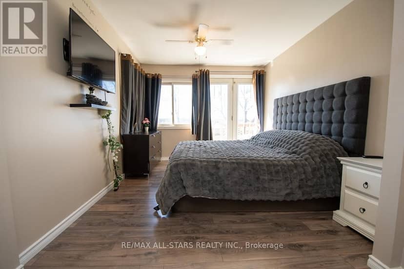 1426 Highway 7A — photo 14 of 34