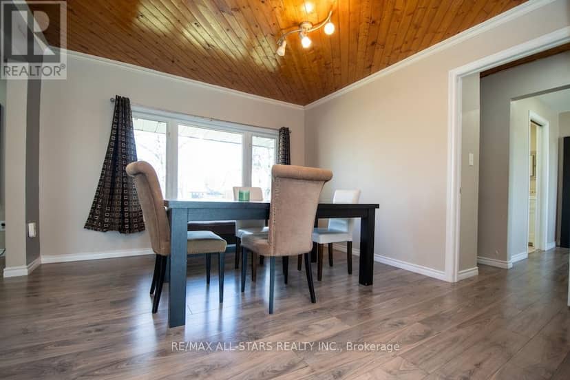 1426 Highway 7A — photo 9 of 34