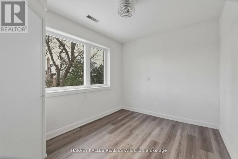 537 Blythwood Road — photo 21 of 40