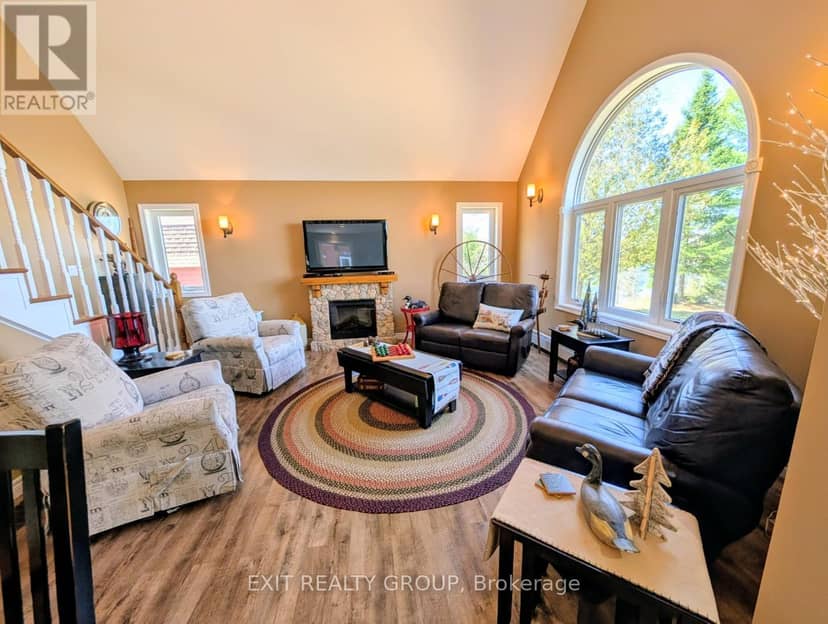 2639 Weslemkoon Lake Road — photo 13 of 40