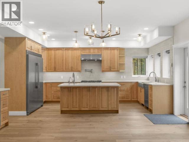 216 Old Alaska Hwy, Whitehorse North, photo 8