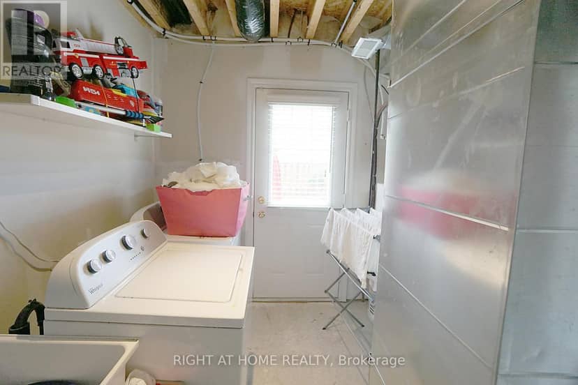15 Magdalene Crescent — photo 8 of 32