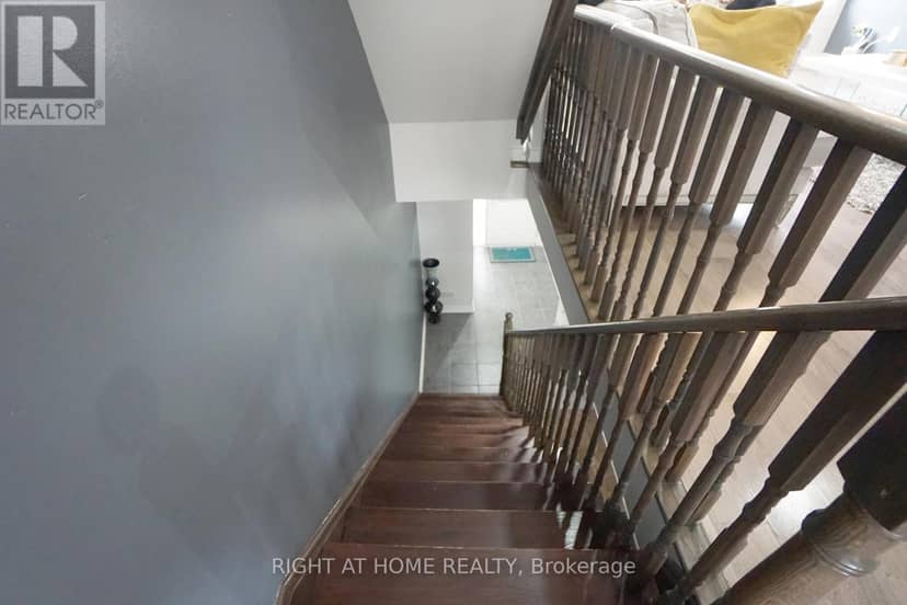 15 Magdalene Crescent — photo 12 of 32