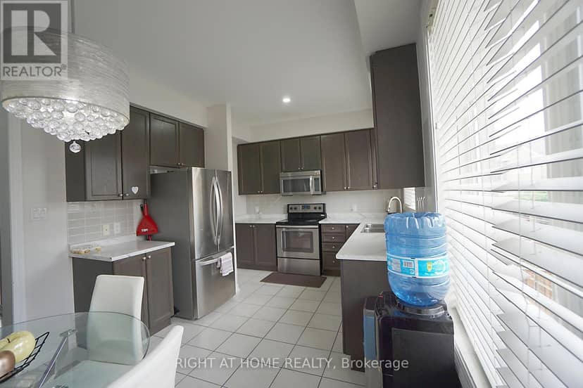 15 Magdalene Crescent — photo 14 of 32