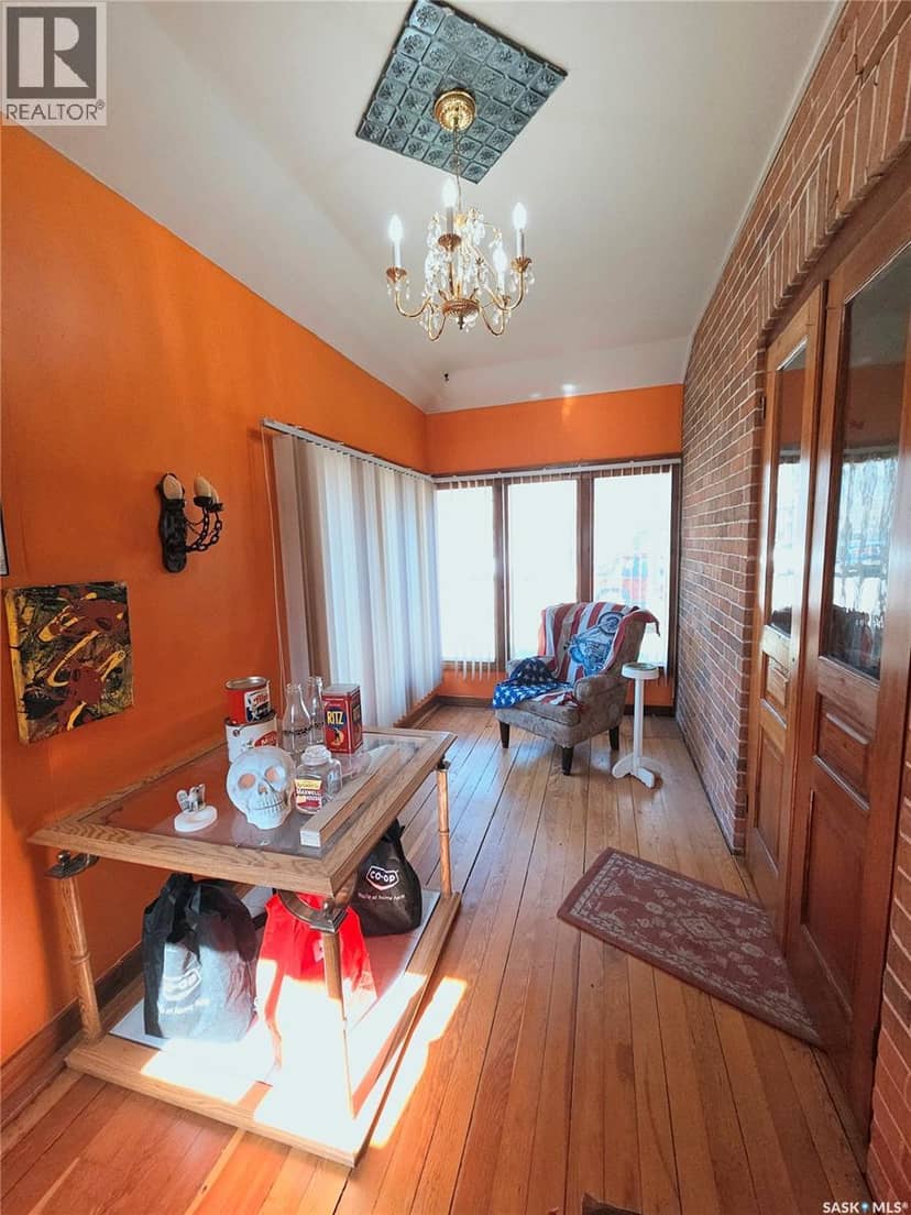 402 Jasper STREET — photo 16 of 40