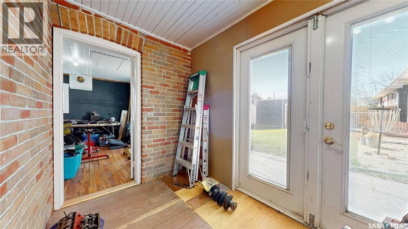 402 Jasper STREET — photo 32 of 40