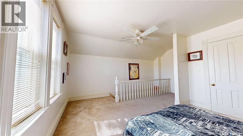 402 Jasper STREET — photo 38 of 40