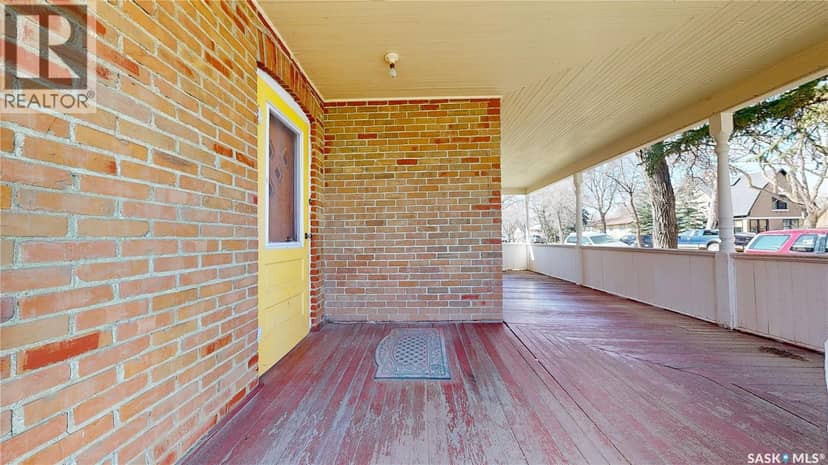 402 Jasper STREET — photo 4 of 40