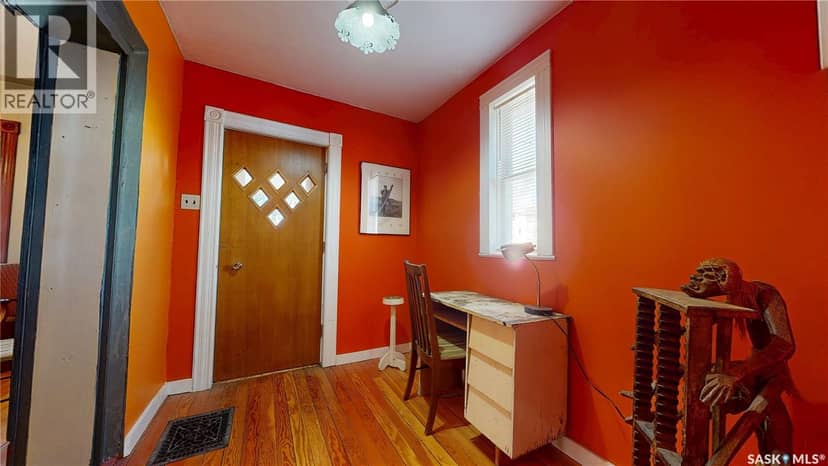 402 Jasper STREET — photo 6 of 40