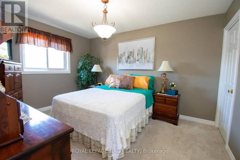 7296 Alex Avenue — photo 14 of 40