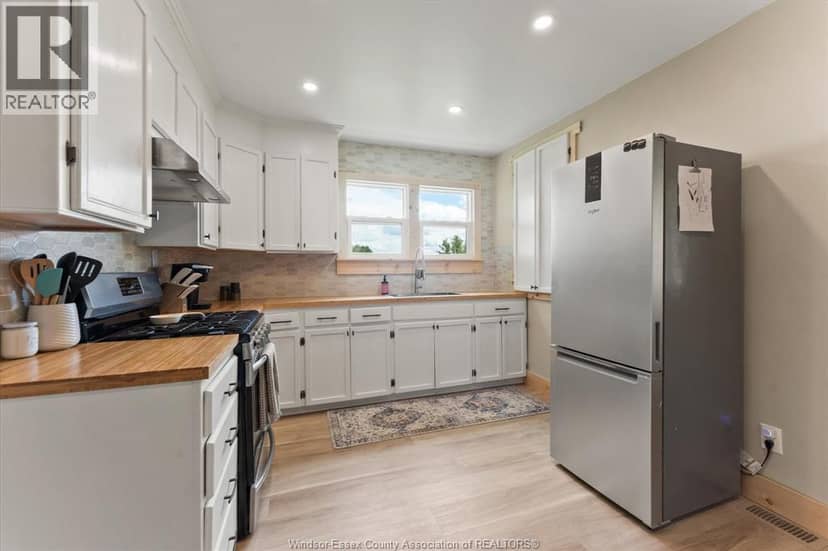 1722 Mersea Rd D — photo 7 of 37