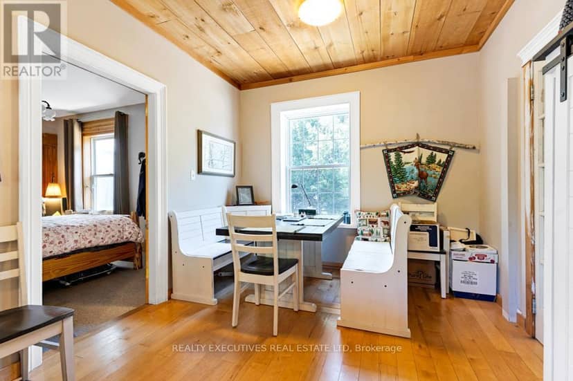 21 Craig Street — photo 39 of 40