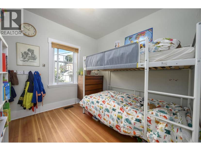 2633 VENABLES STREET, Vancouver, photo 8