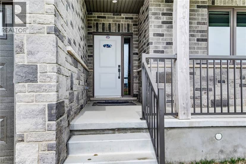 625 WINCHESTER Avenue S — photo 2 of 40
