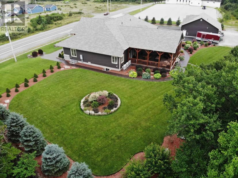 155 Hansen Highway — photo 4 of 40