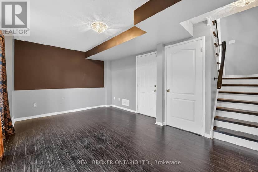 8 - 5985 Creditview Road — photo 38 of 40