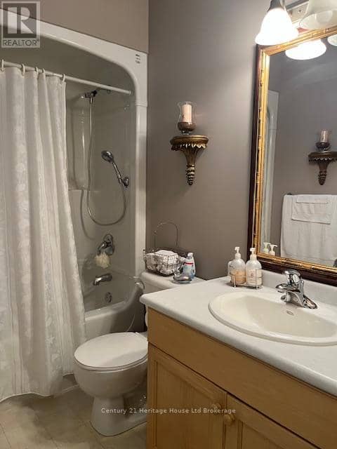 1 - 21 Balazs Court — photo 11 of 28