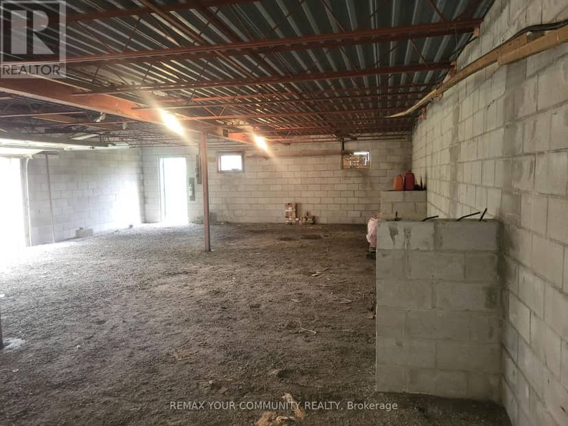 11419 Bathurst Street — photo 37 of 40
