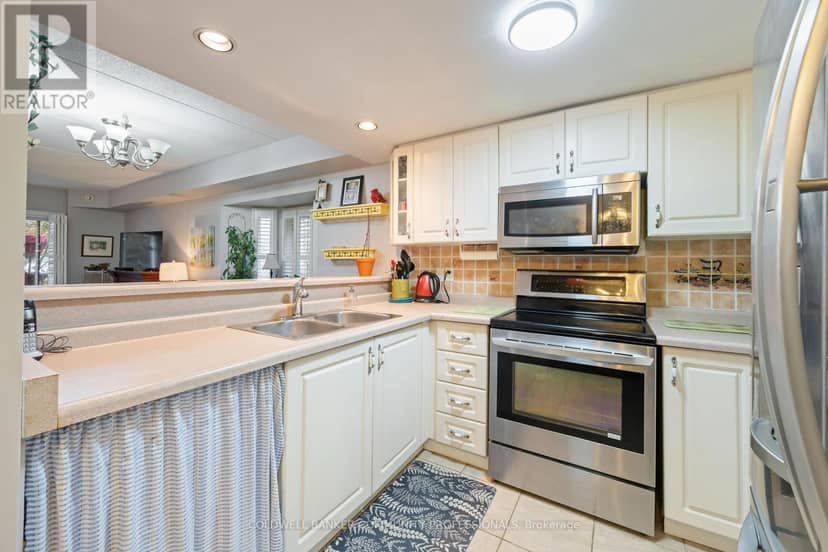 45 - 2737 King Street E — photo 15 of 40