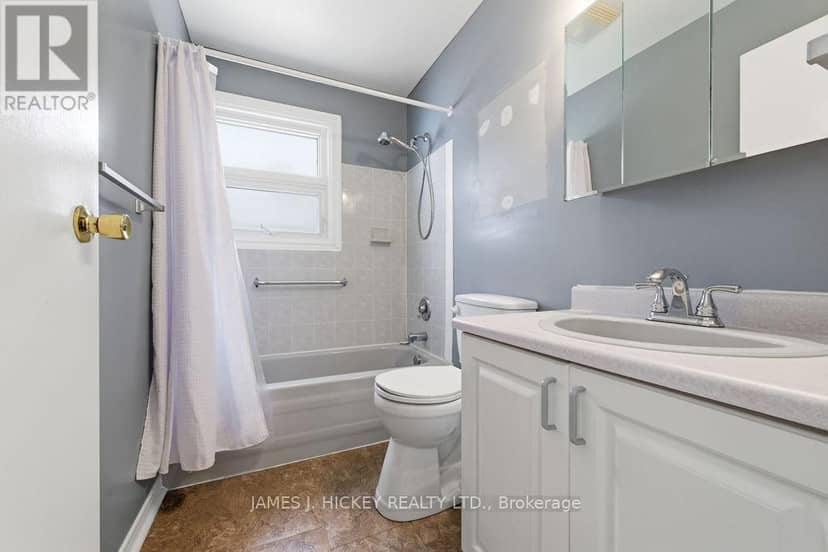 96 Glendale Avenue — photo 25 of 40