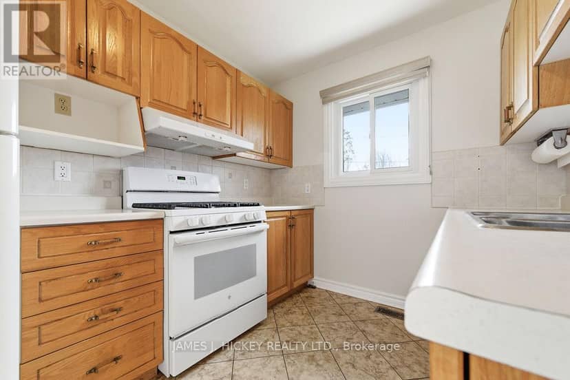 96 Glendale Avenue — photo 7 of 40