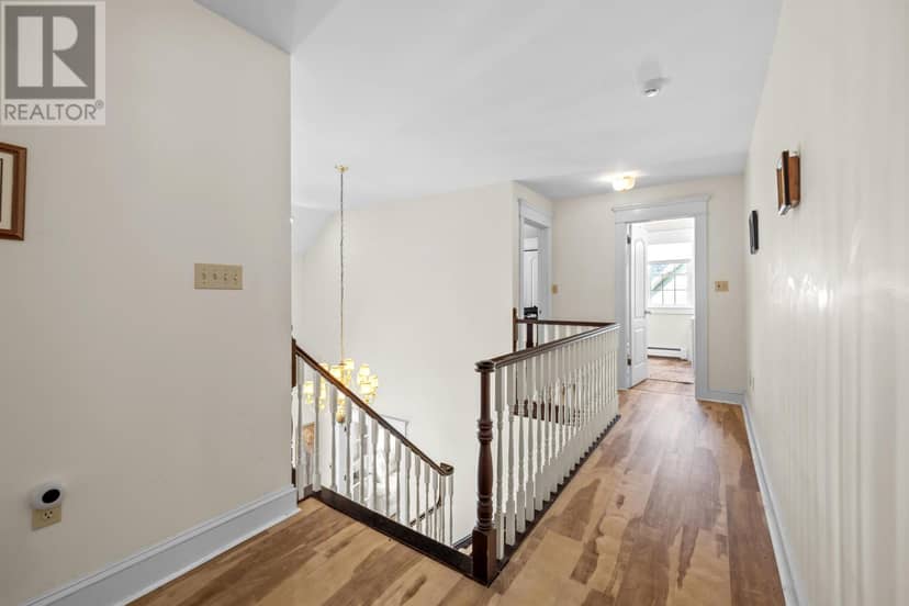 29 Inkerman Drive — photo 20 of 40