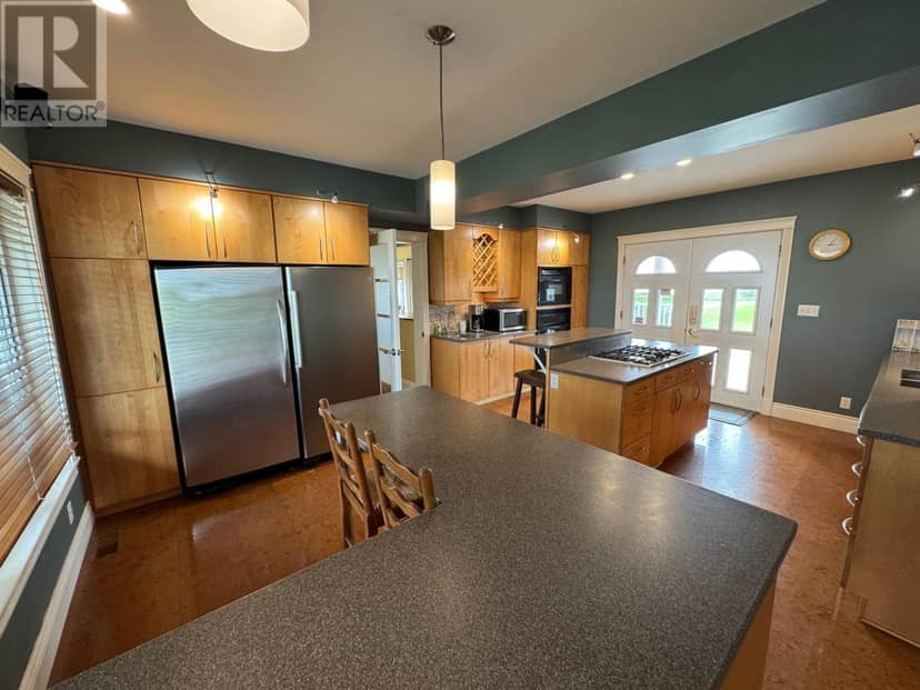 168 Wharf Road, Cape Traverse, photo 2