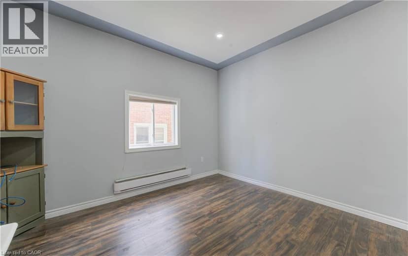 138 COURTLAND Avenue E — photo 10 of 26
