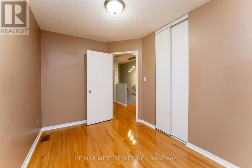 28 Shining Star Crescent — photo 24 of 40