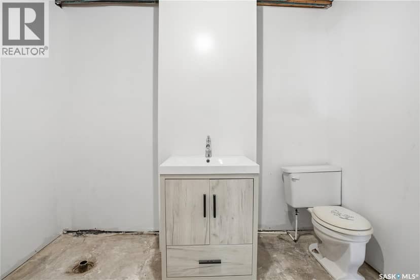122 1st STREET — photo 36 of 40