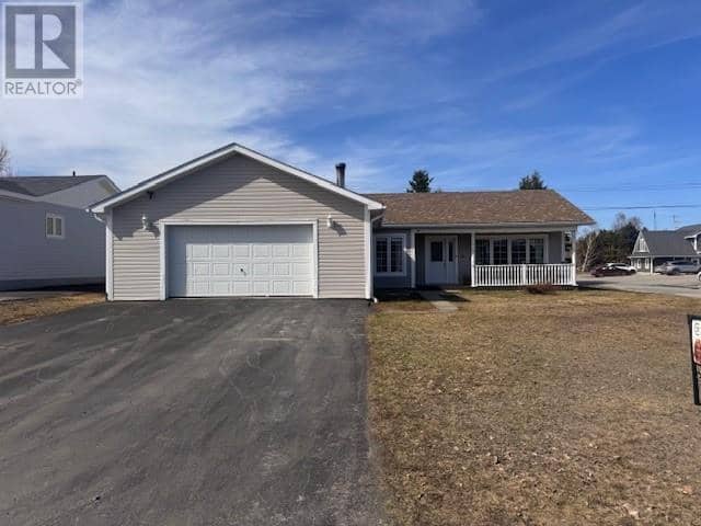 12 Cedar Drive, Lewisporte, photo 3