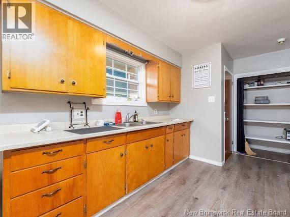86-88 Somerset — photo 7 of 25