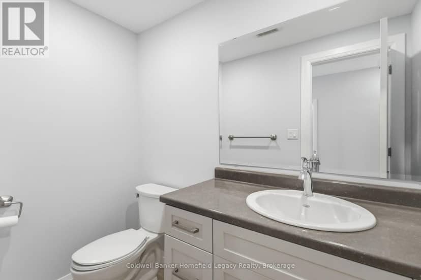 13 - 275 James Street S — photo 13 of 40