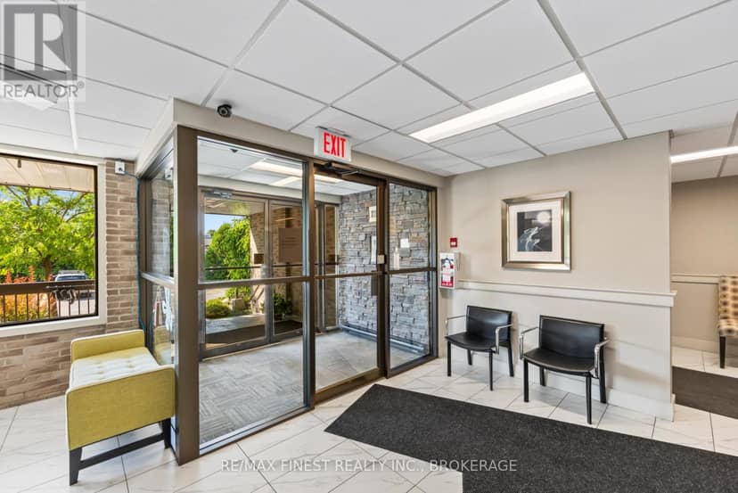 407 - 334 Queen Mary Road — photo 3 of 40