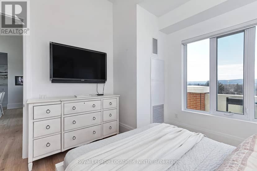 609 - 1 Hume Street E — photo 18 of 36
