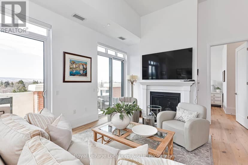 609 - 1 Hume Street E — photo 6 of 36
