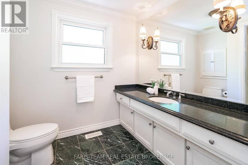 10 White Oaks Road — photo 17 of 40