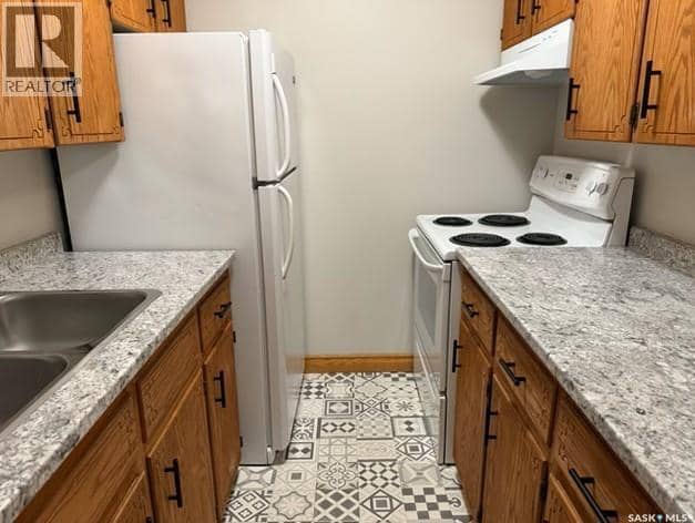 905 Gambetta STREET, Whitewood, photo 2