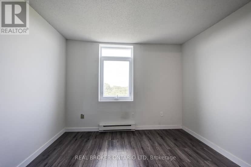 803 - 45 Pond Mills Road — photo 20 of 40