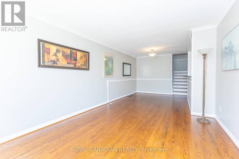 16 Gambello Crescent — photo 10 of 40